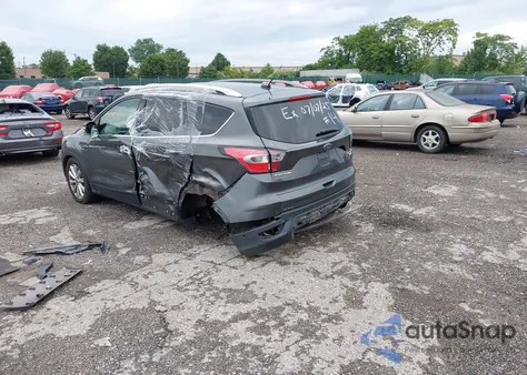 2017 Ford Escape Titanium из США, поврежденный, VIN 1FMCU9JD0HUA35693